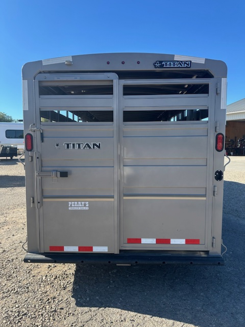 New 2025 Titan Trailer 24' Stock Classic