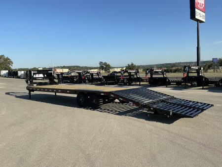New 2026 PJ 102”x30’ Quest Gooseneck Flatbed w/ Singles – LQ