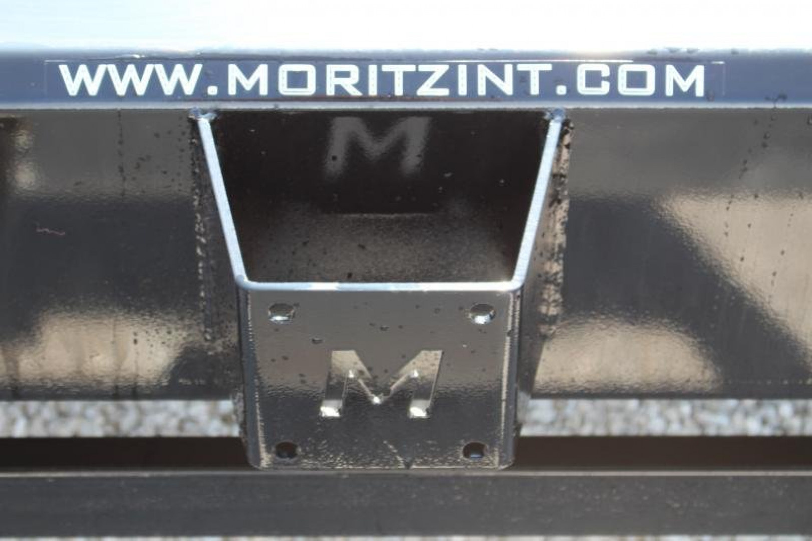 New 2024 Moritz 8' 6" x 18' + 4' Deckover Flatbed w/ Beavertail - Aluminum Ramps - 16,000# GVW