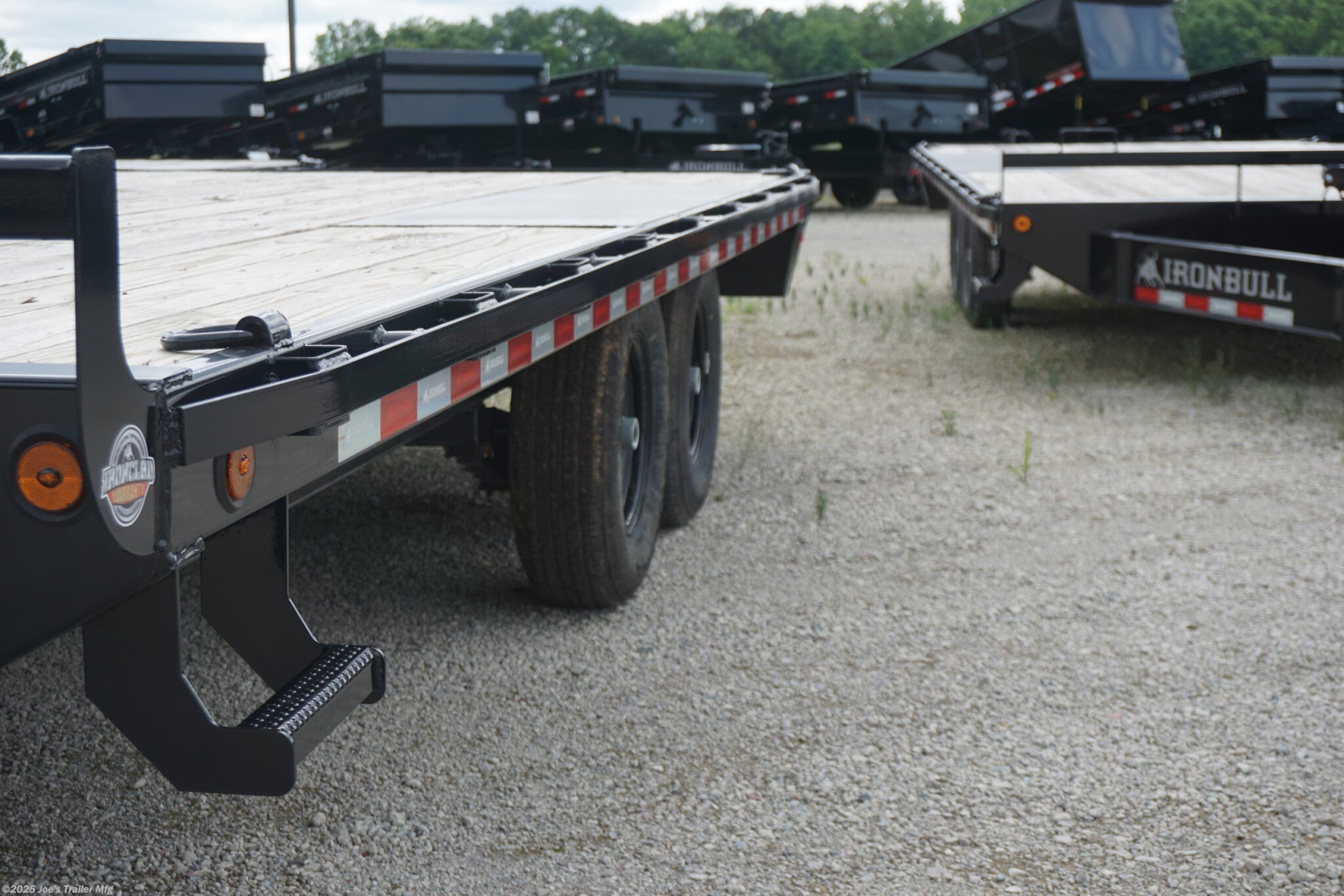 New 2024 Iron Bull FDP0218072-10000 Deckover Trailer