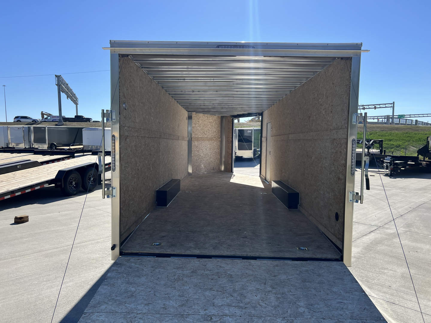 New NEW 2026 Bighorn R&M 8.5x24 +2V SUPERIOR QUALITY 14K Enclosed Cargo Dovetail Trailer Car Hauler