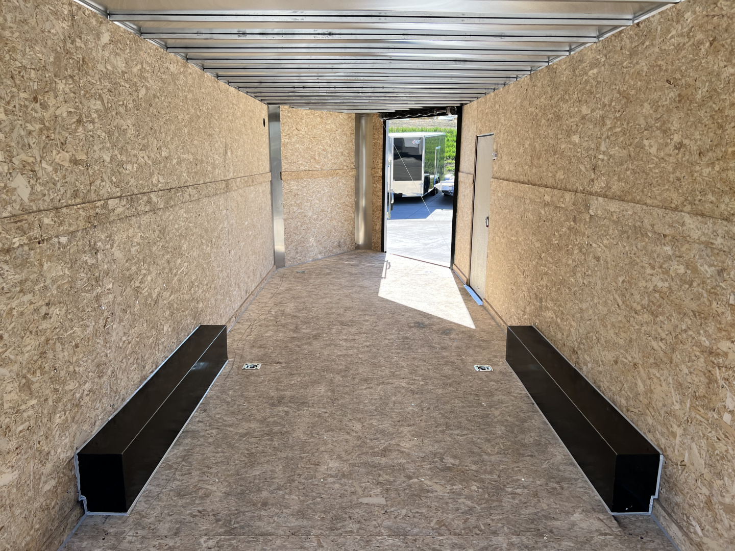 New NEW 2026 Bighorn R&M 8.5x24 +2V SUPERIOR QUALITY 14K Enclosed Cargo Dovetail Trailer Car Hauler