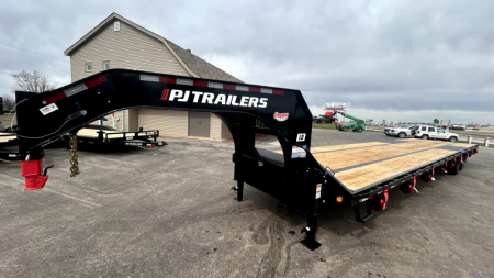 New 2026 PJ 102"x40' GN Low-Pro Flatbed w/ Duals - LD