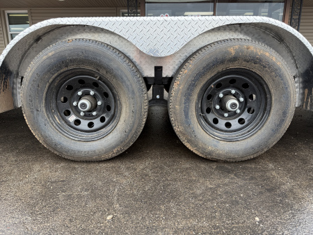 New 2026 PJ 83"x22' Steel Deck Car Hauler – CH