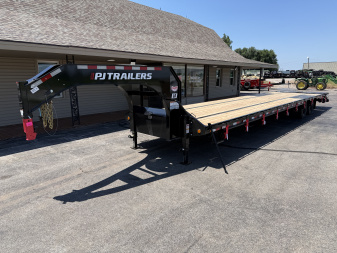 New 2026 PJ 102"x40' GN Low-Pro Flatbed w/ Duals - LD