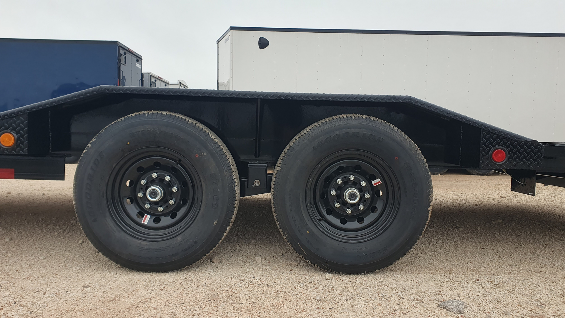 New 2026 PJ 102"x24' Gooseneck Super-Wide Equipment Trailer – B6