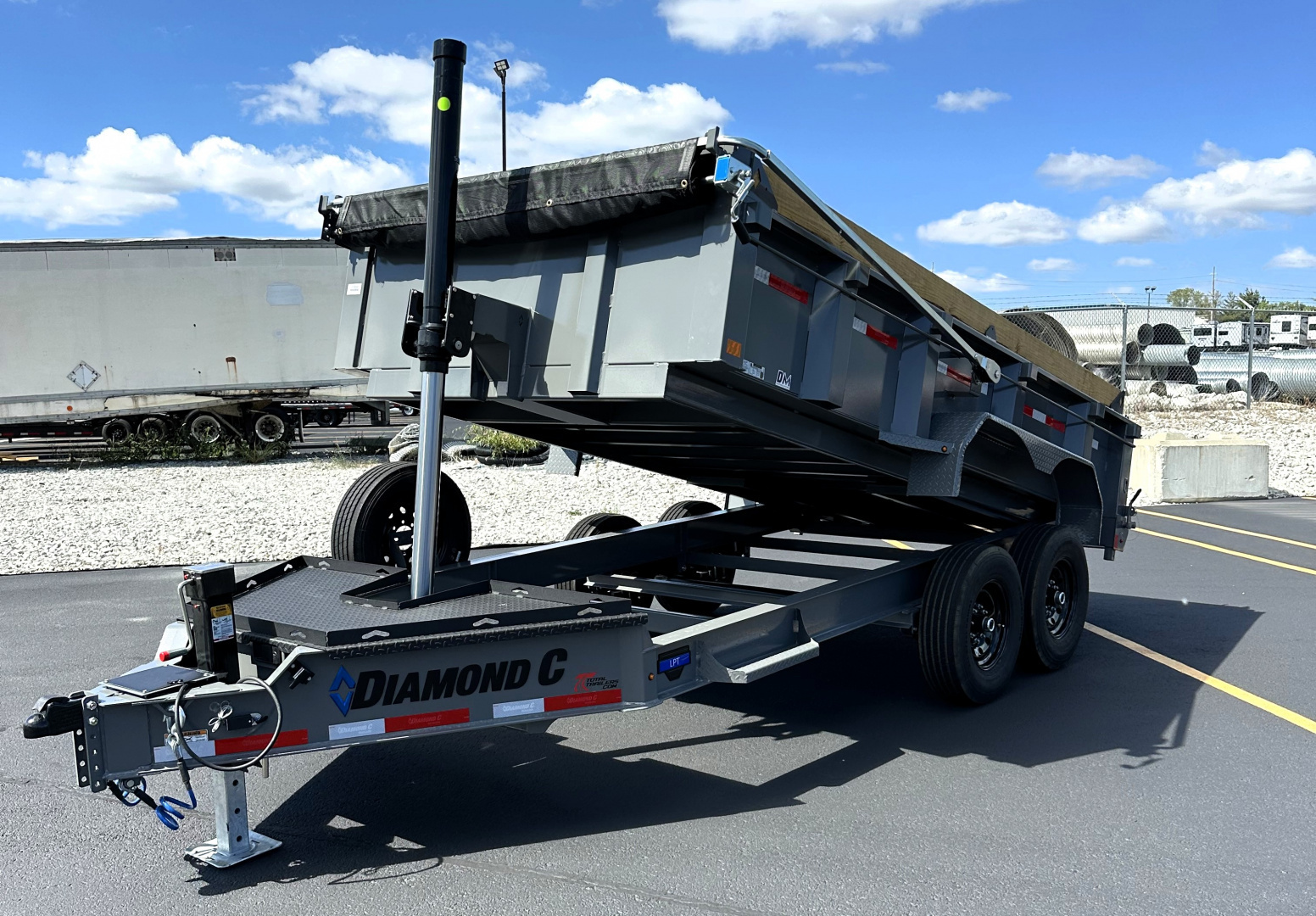 New Diamond C Trailers LPT207 - 14' (14,000 lb. GVWR) Telescoping HD, Spare, Dump Trailer