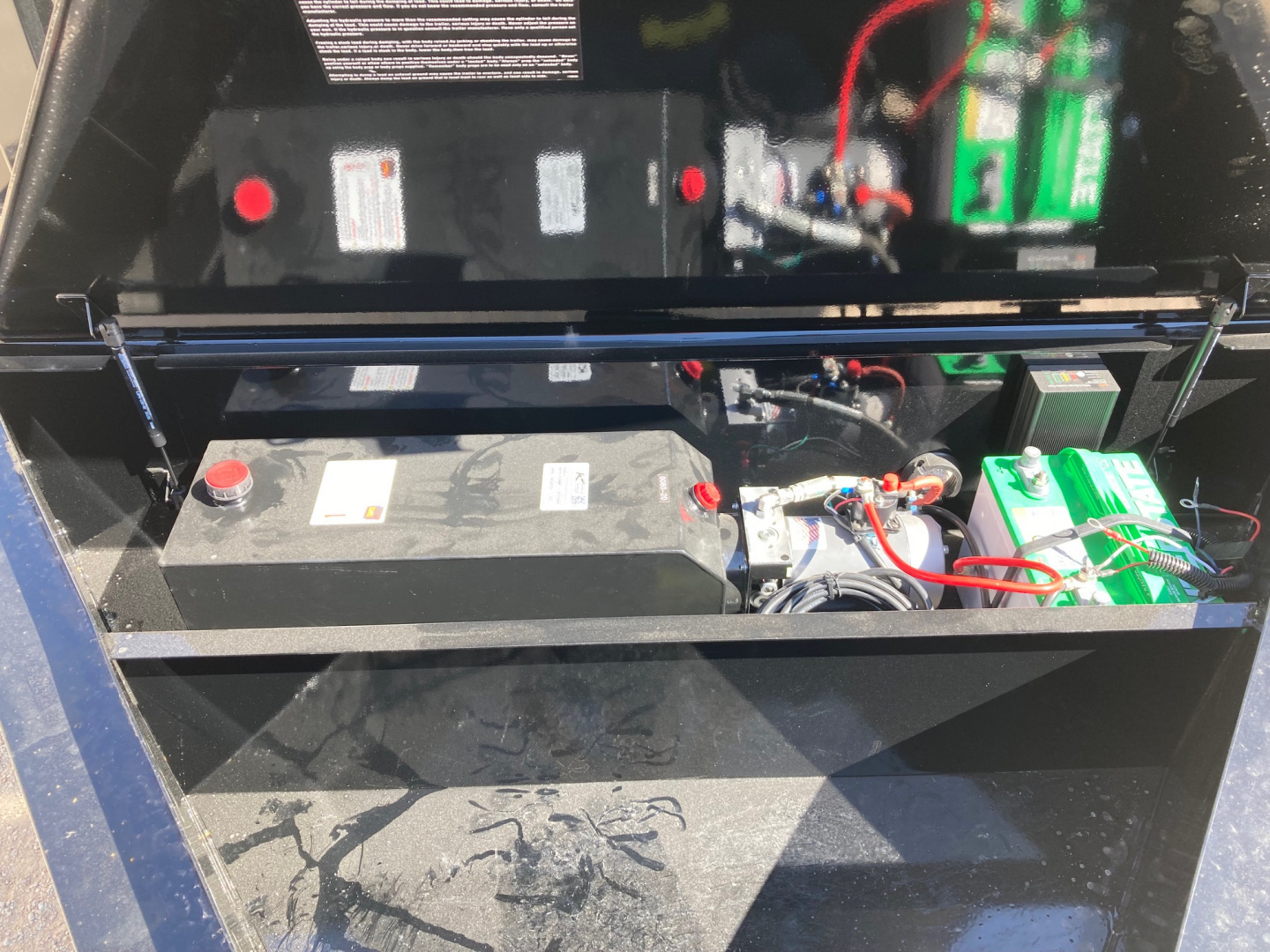 New 2026 Load Trail DT 16' x 83" Tandem Axle Low-Pro Dump Trailer 24" Sides