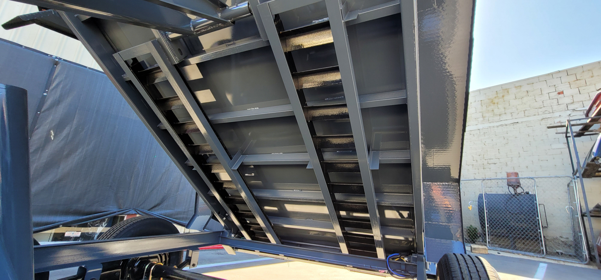 New 2026 Iron Panther DT577 Dump Trailer