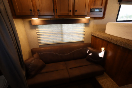 Used 2022 Lakota 2 horse LQ Horse Trailer