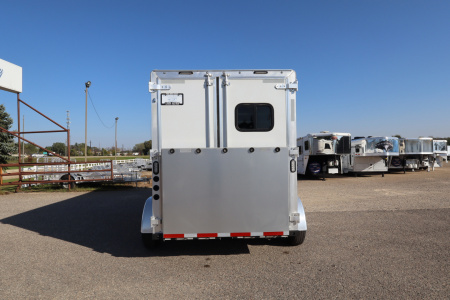 Used 2022 Lakota 2 horse LQ Horse Trailer