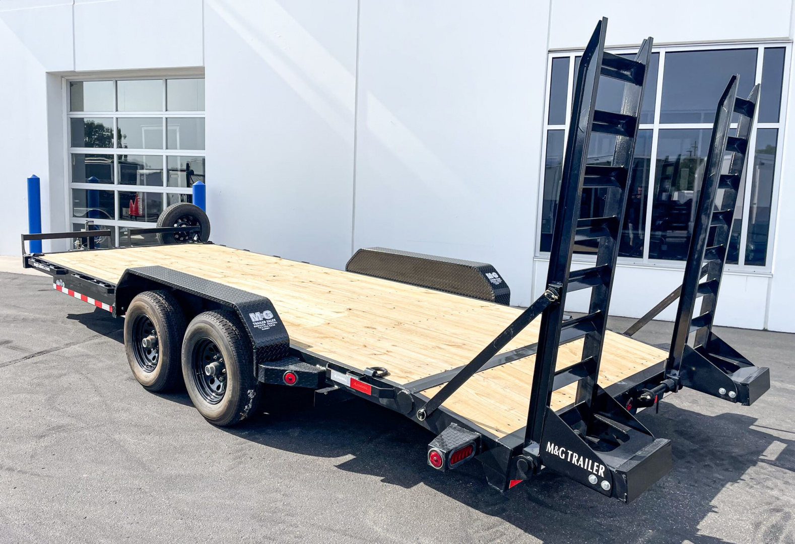 New ETB 83X20 (18+2) 10K EQUIPMENT TRAILER W/ FOLD UP RAMPS - BLACK