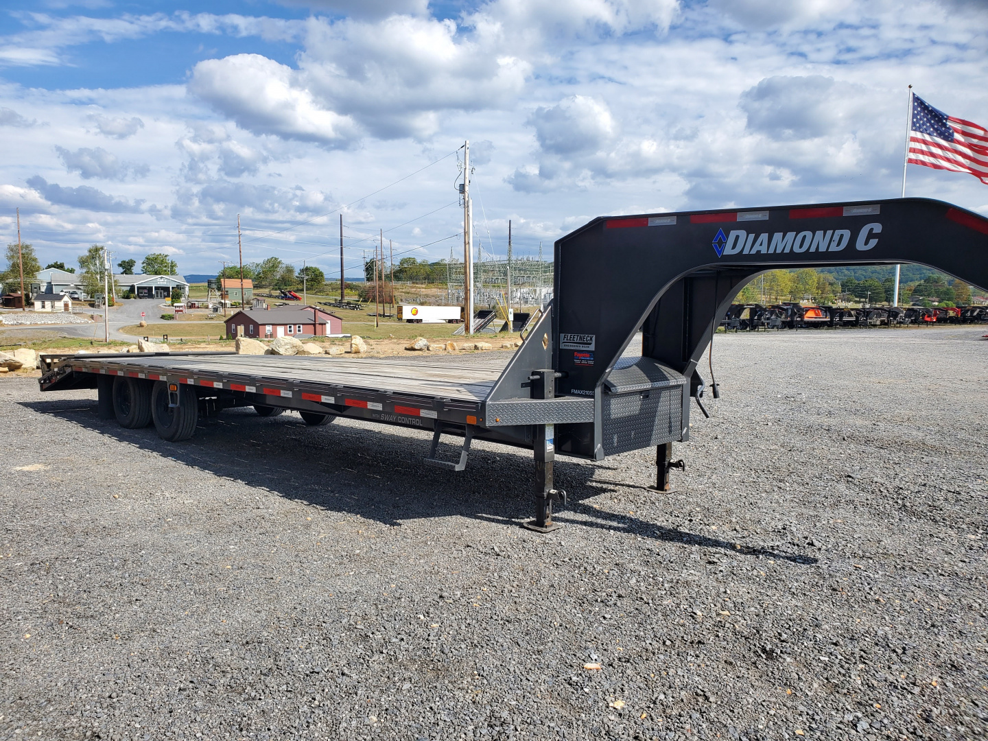Used 2021 Diamond C Trailers FMAX210SS Flatbed Trailer / 25k GVWR / 102"x30'
