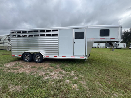 New 2026 Exiss Trailers 4H GN CXF Edition Horse Trailer