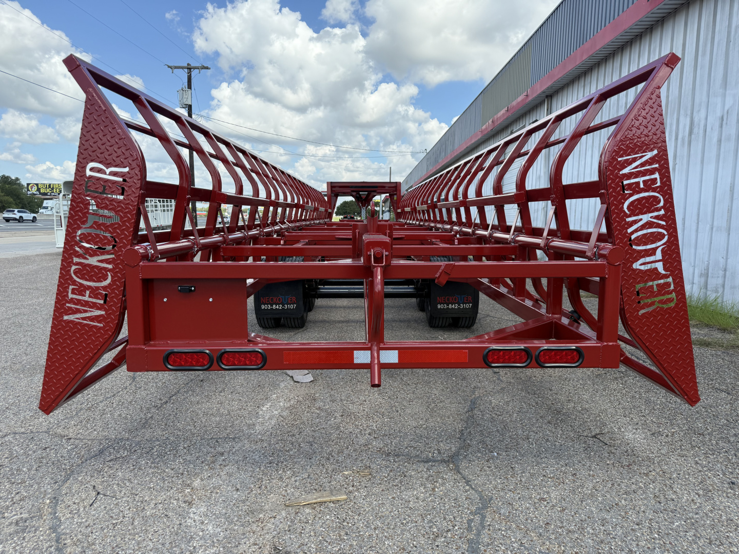 New 2026 Neckover 38H Hay Trailer