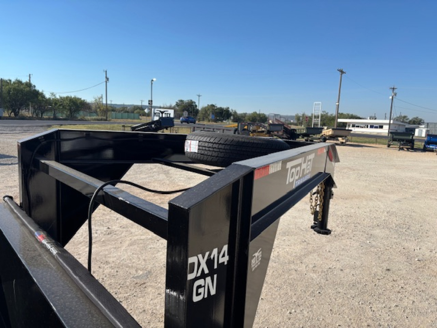 New 2026 Top Hat DX 14' x 83" Gooseneck Dump Trailer