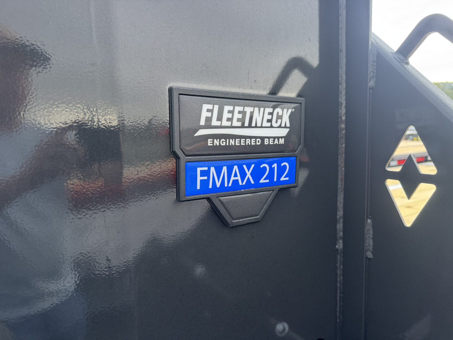 New 2026 Diamond C FMAX212 GOOSENECK TRAILER 20+5 MAX RAMPS 14 PLY TIRES