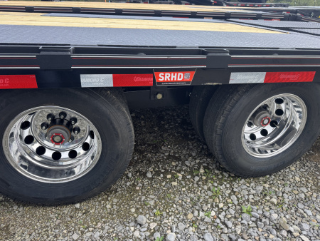 New 2026 Diamond C FMAX212 GOOSENECK TRAILER 20+5 MAX RAMPS 14 PLY TIRES