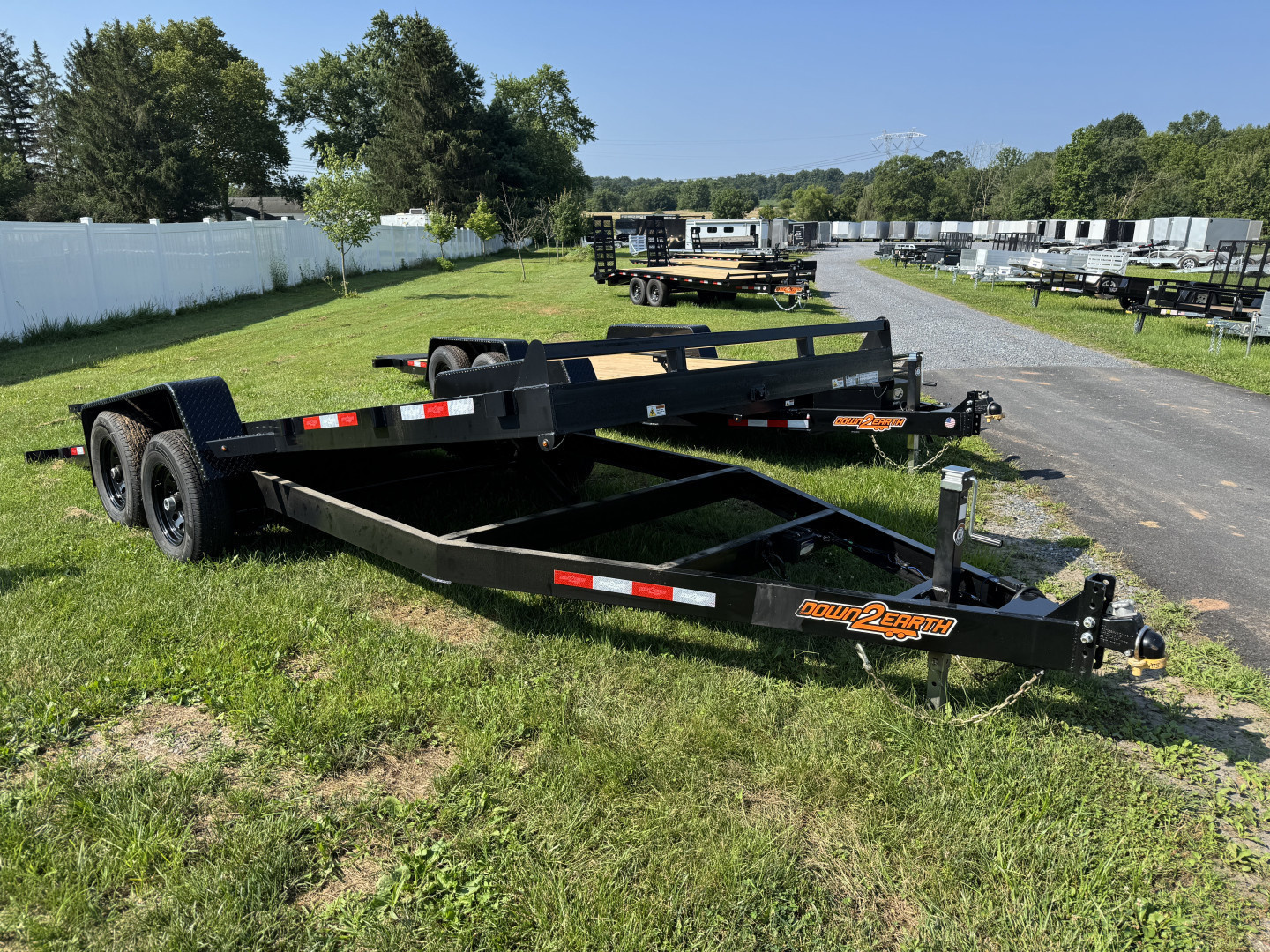 New 2026 Down 2 Earth Trailers DTE8220GVTW5.2B Gravity Tilt Car Hauler