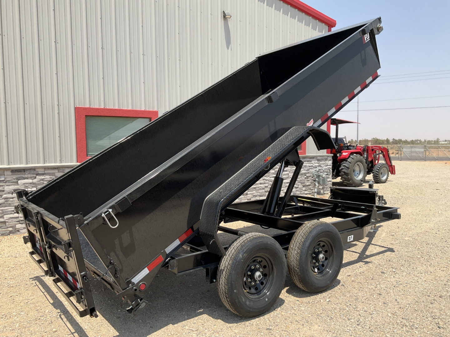 New 2026 PJ 83"x14' BP Tandem Axle Dump w/ 24" Sides – D7