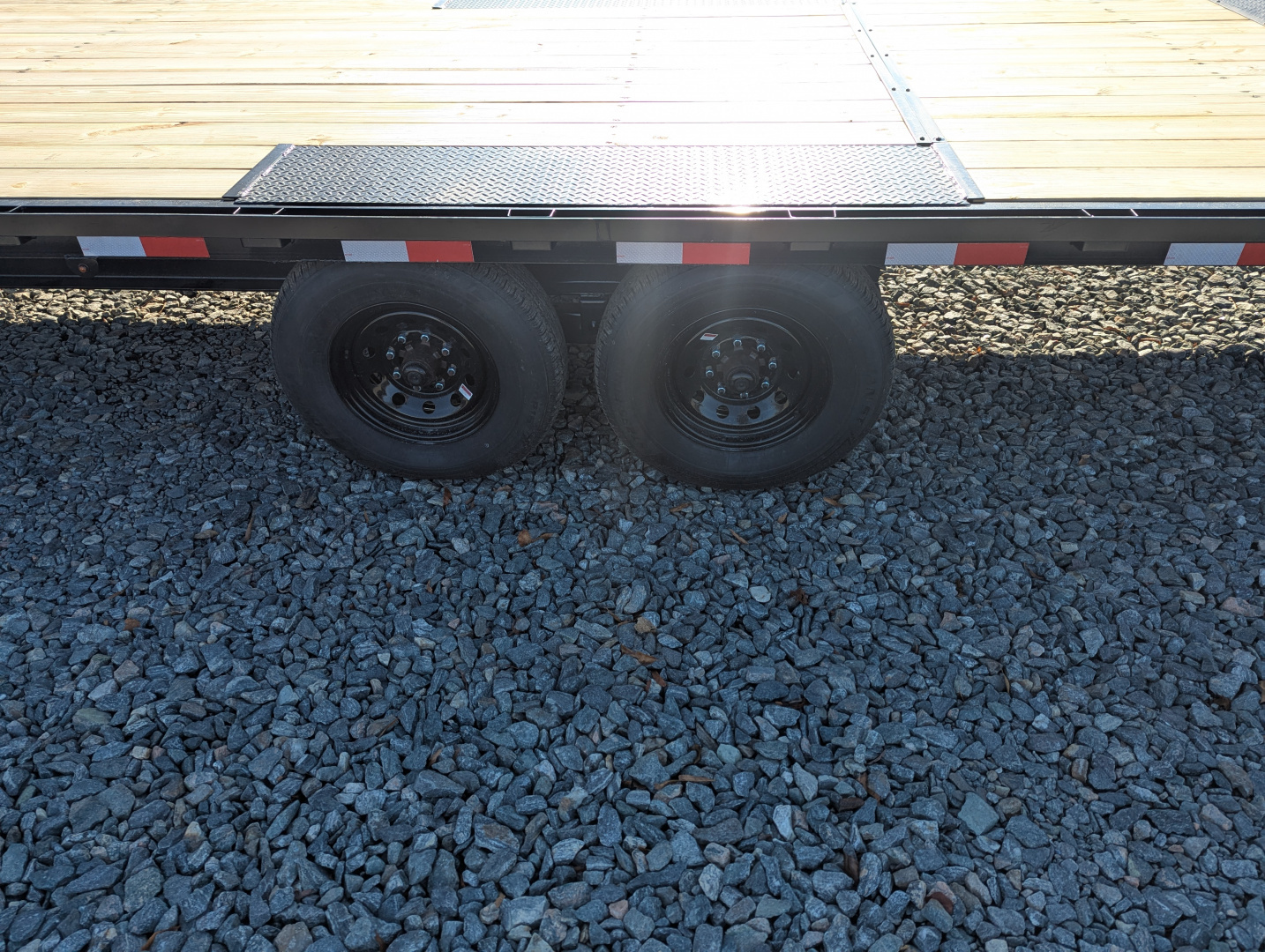 New 2026 Down 2 Earth Trailers 24ft 14K Deckover Tilt