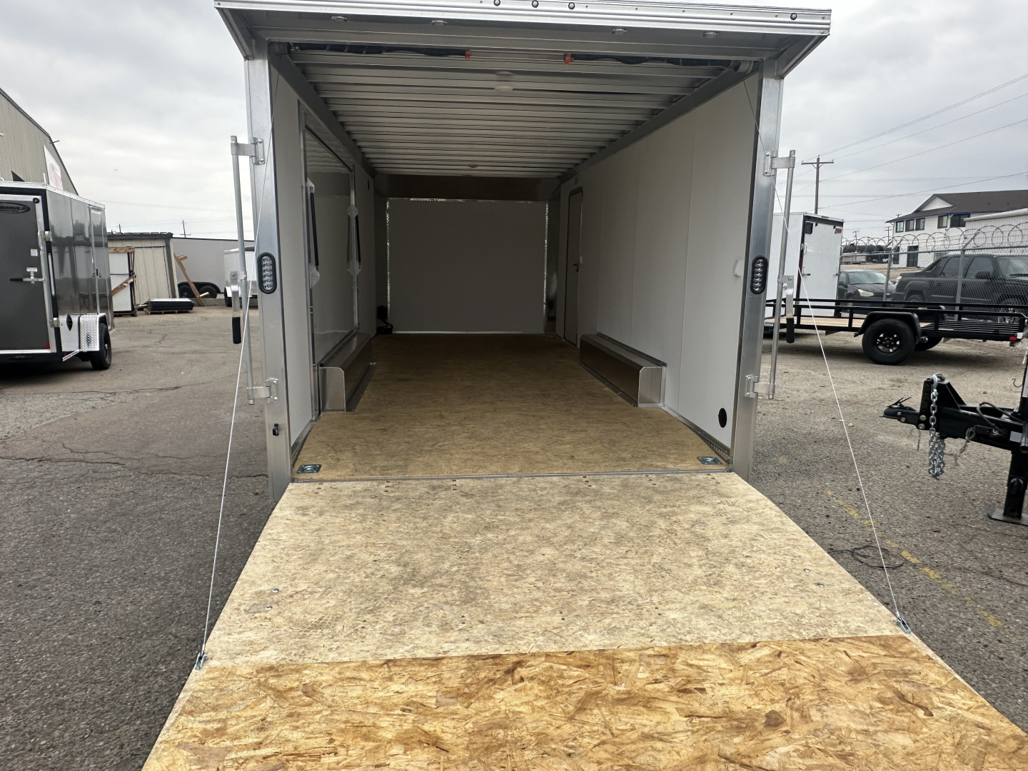 New 2026 ALCOM Press8.5x20CH2-LSMT25 Car Hauler