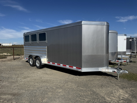 New 2025 Featherlite Trailers 9400-7348 (3 Horse Oversized Horse Trailer)
