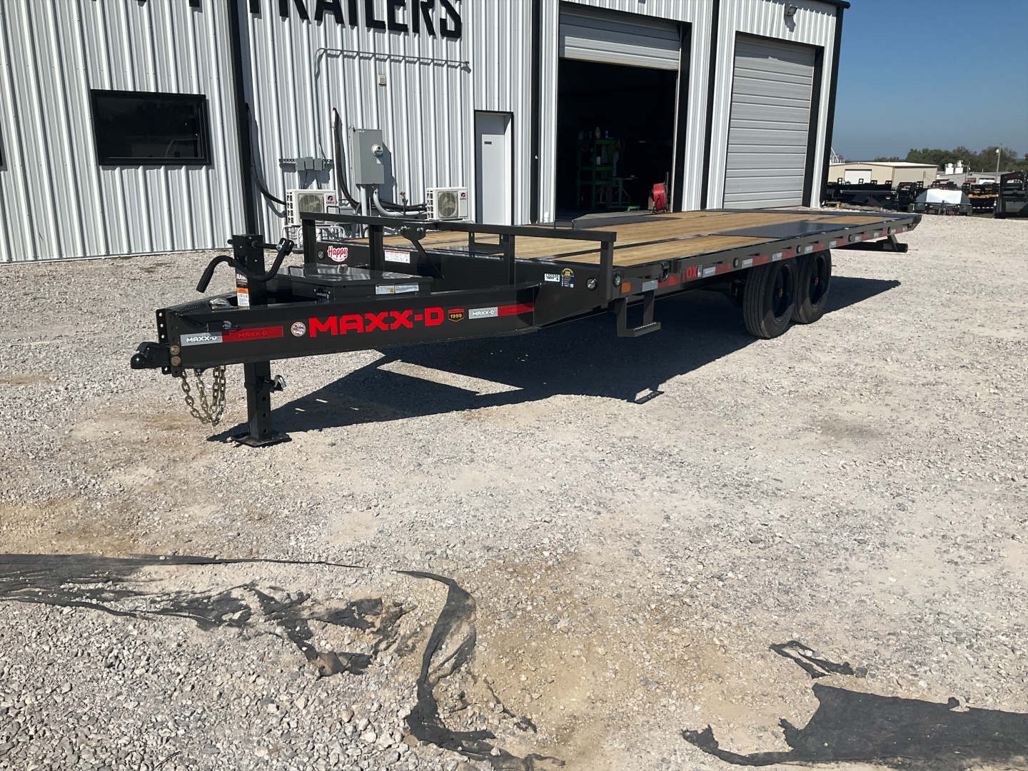 New 2026 MAXX-D 102”x22’ BP 16K Deckover Tilt – TOX