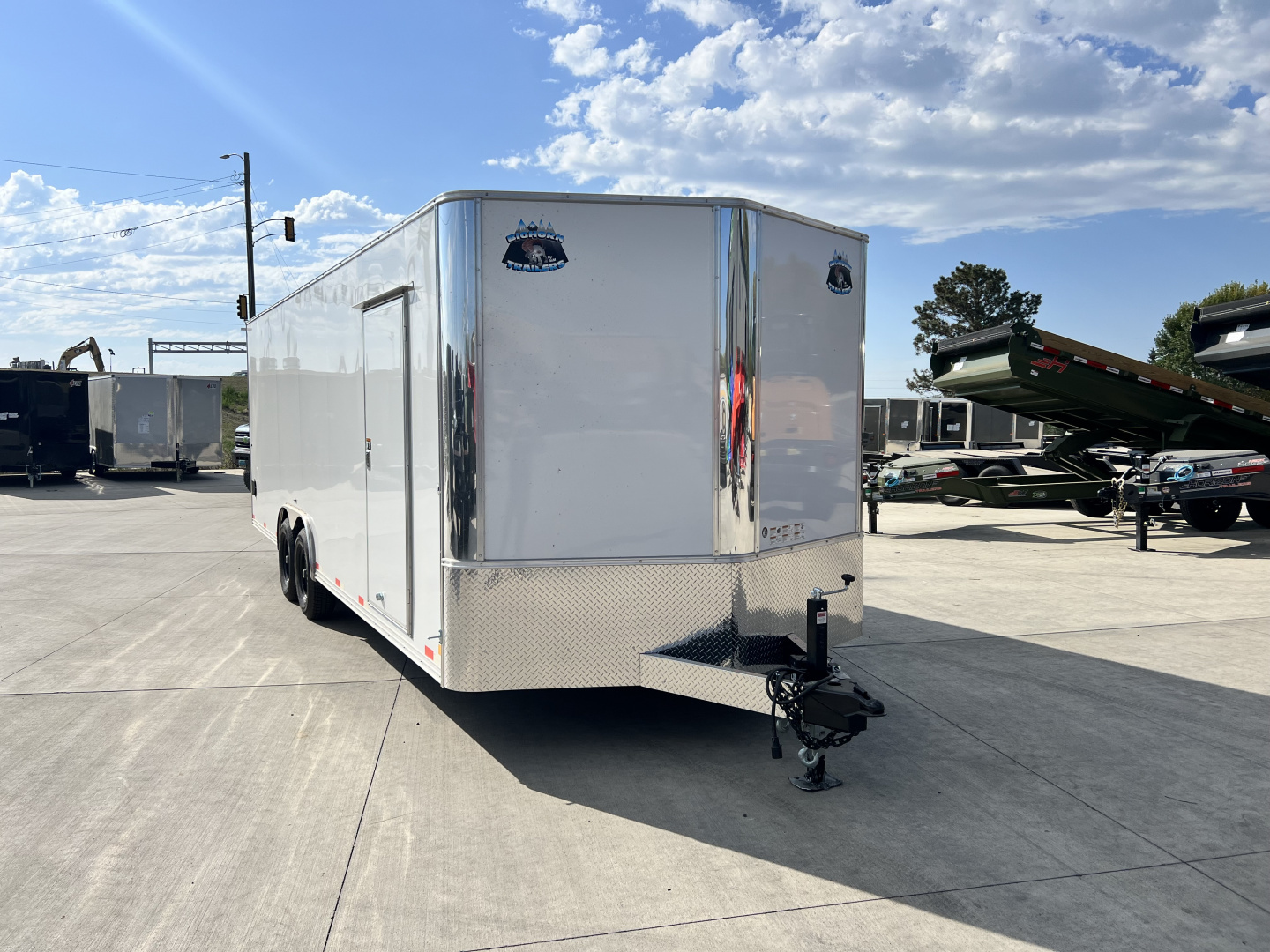 New NEW 2026 Bighorn R&M 8.5x24 +2V SUPERIOR QUALITY 14K Enclosed 7 ft Cargo Dovetail Trailer Car Hauler