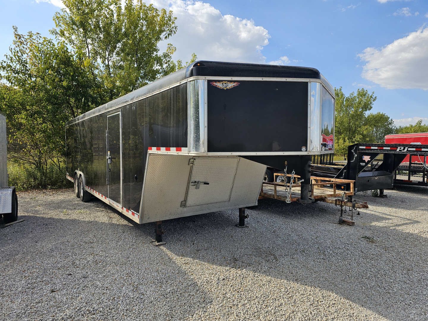 Used 2023 H&H TRAILERS 8.5 x 34 14K TORSION V-NOSE GOOSENECK Car / Racing Trailer