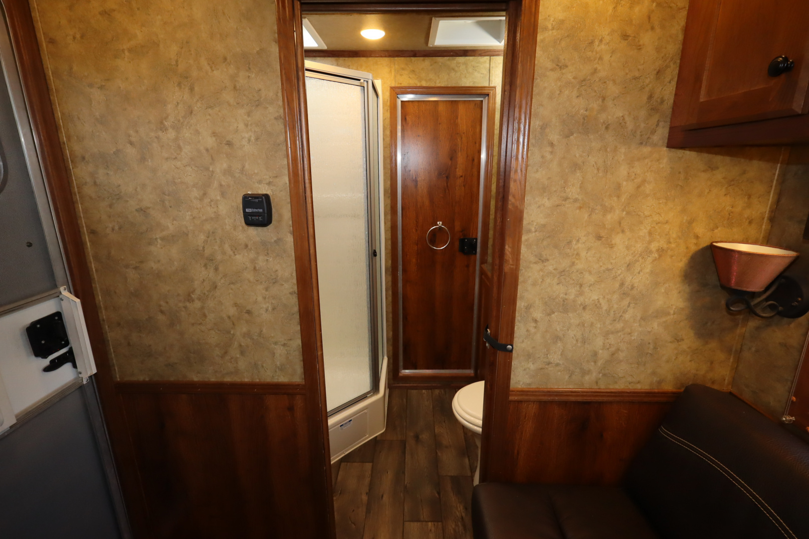 Used 2017 Lakota Stock/Combo LQ Horse Trailer