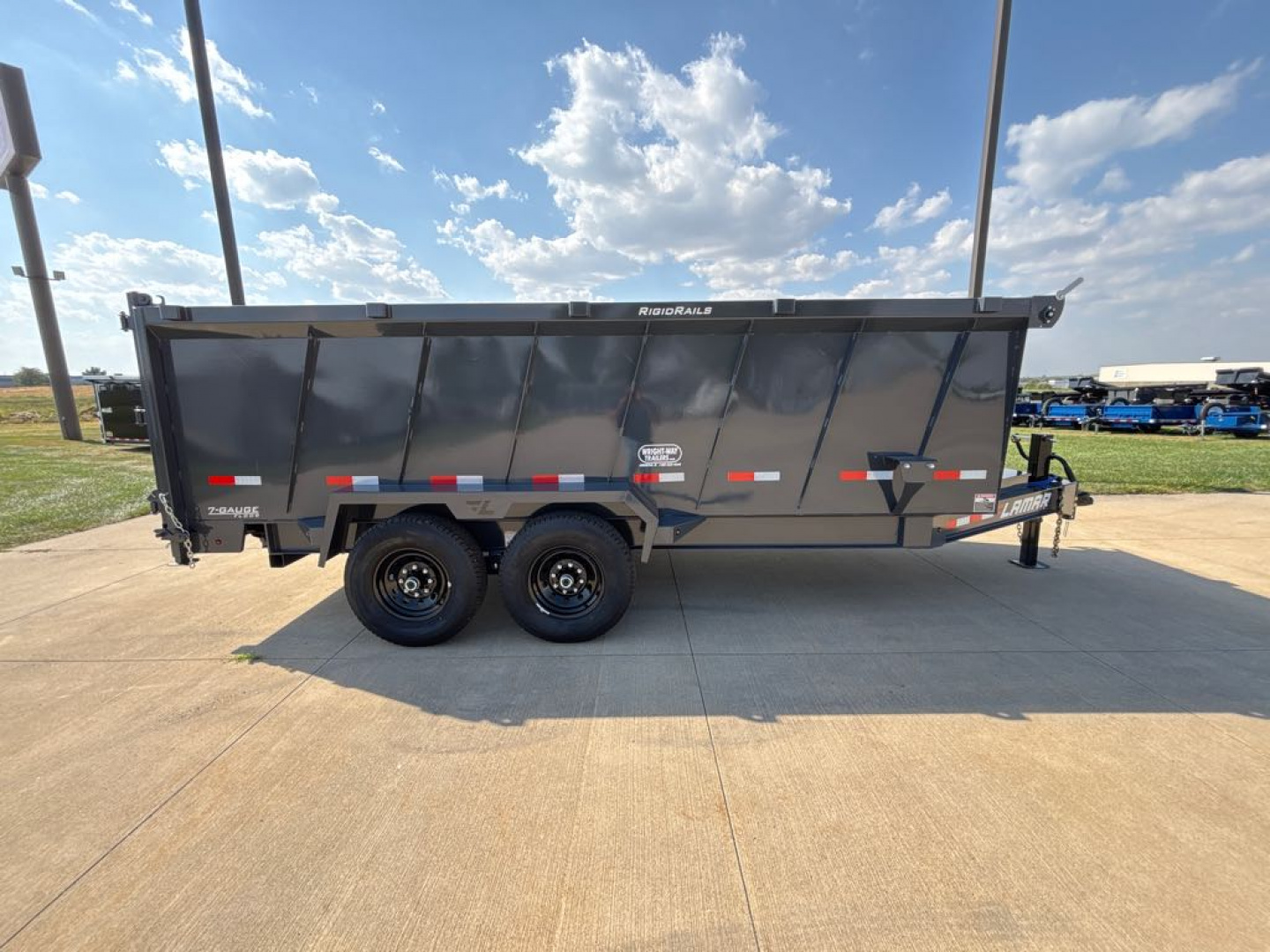 New 2026 Lamar Trailers DL831627-48 Dump Trailer