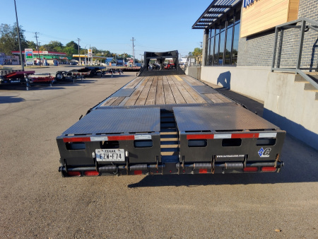 Used 2021 Diamond C Trailers Flatbed Trailer