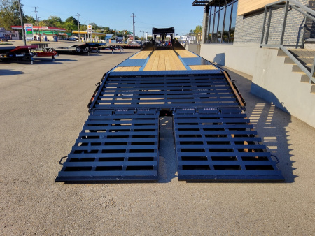 New 2026 Diamond C Trailers FMAX212MR/XDR 2.0 Equipment Trailer