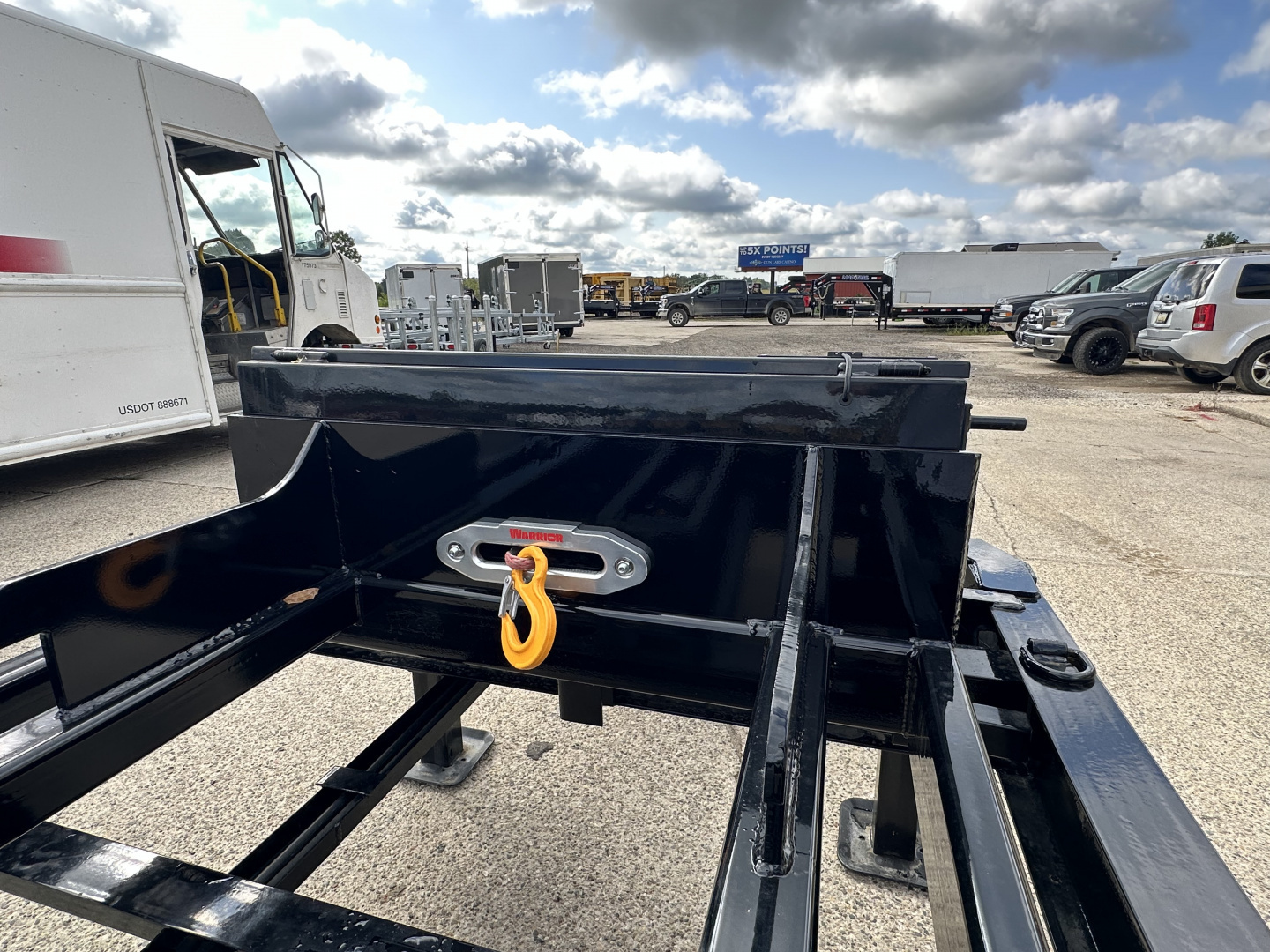 New 2026 Load Trail 16ft Tri-Axle 21K Dump Trailer Package - Available by Special Order