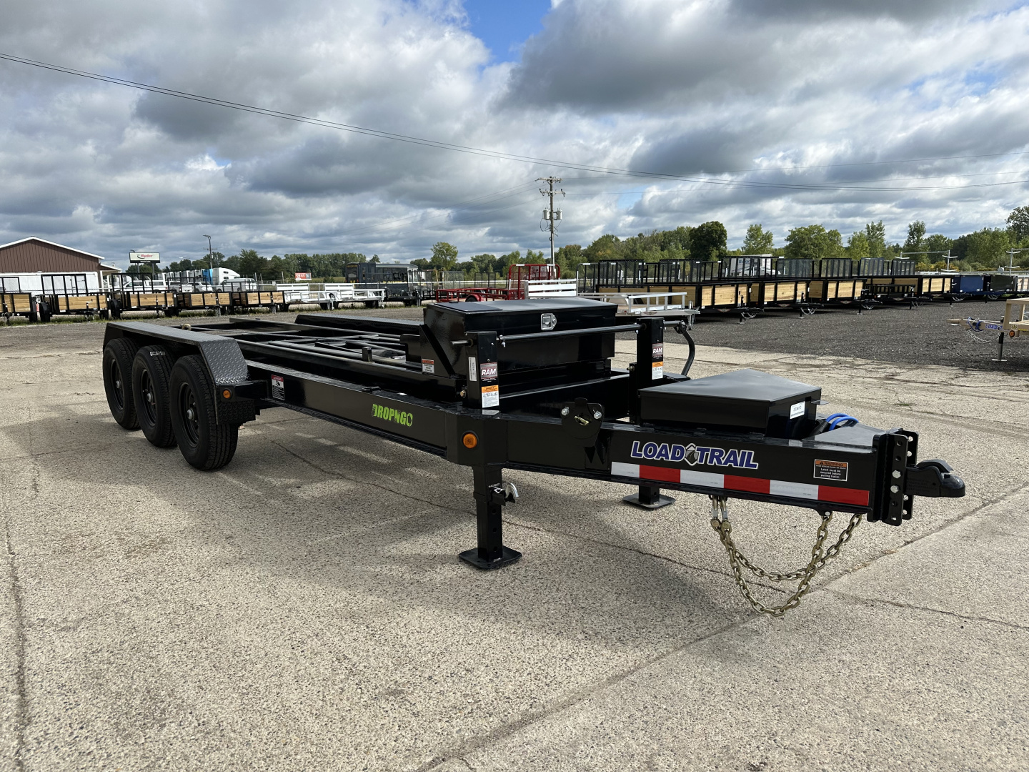 New 2026 Load Trail 16ft Tri-Axle 21K Dump Trailer Package - Available by Special Order