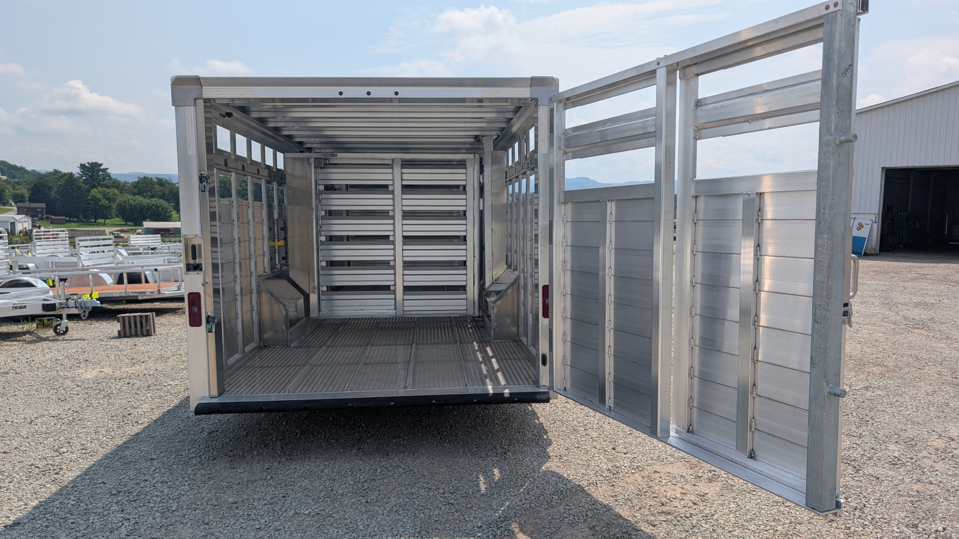 New 2026 EBY RUFF NECK 8 x 26 Gooseneck Aluminum Stock Trailer w/ Rolling Gate (COMING NOV!!!)