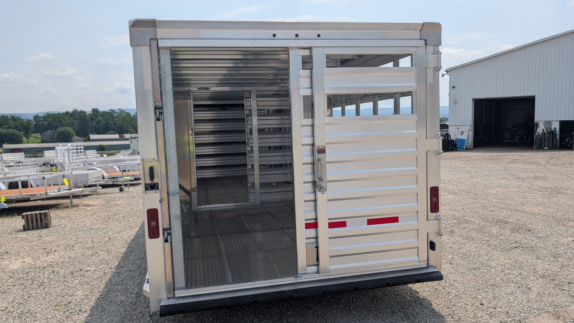 New 2026 EBY RUFF NECK 8 x 26 Gooseneck Aluminum Stock Trailer w/ Rolling Gate (COMING NOV!!!)