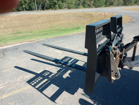 New 2025 Jenkins Iron and Steel 5'X5' Pallet Forks Attachment