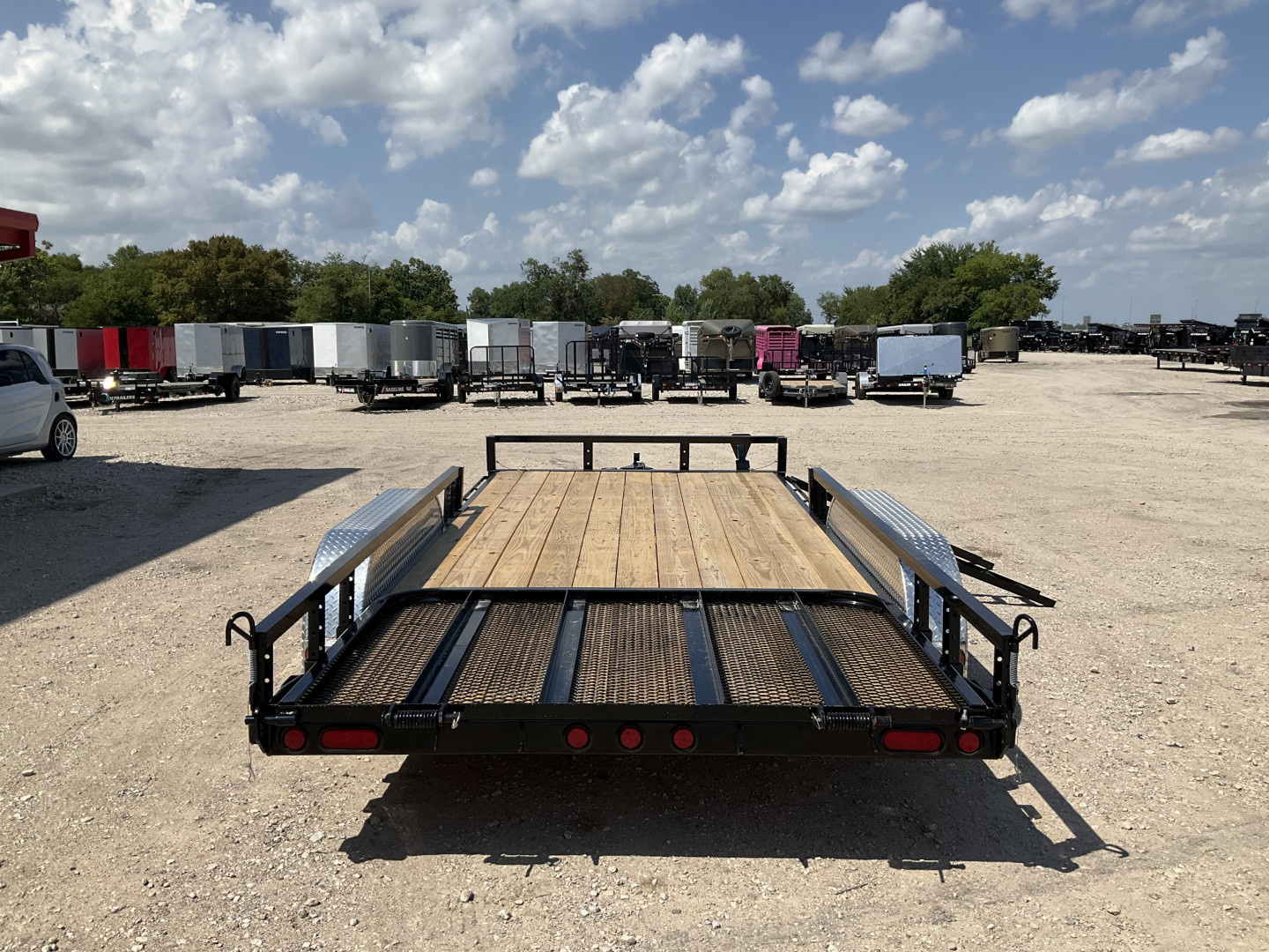 New 2026 PJ 83"x16' Tandem Axle Utility Trailer - UL