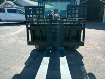 New 2025 Jenkins Iron and Steel 4'X4' Pallet Forks Attachment