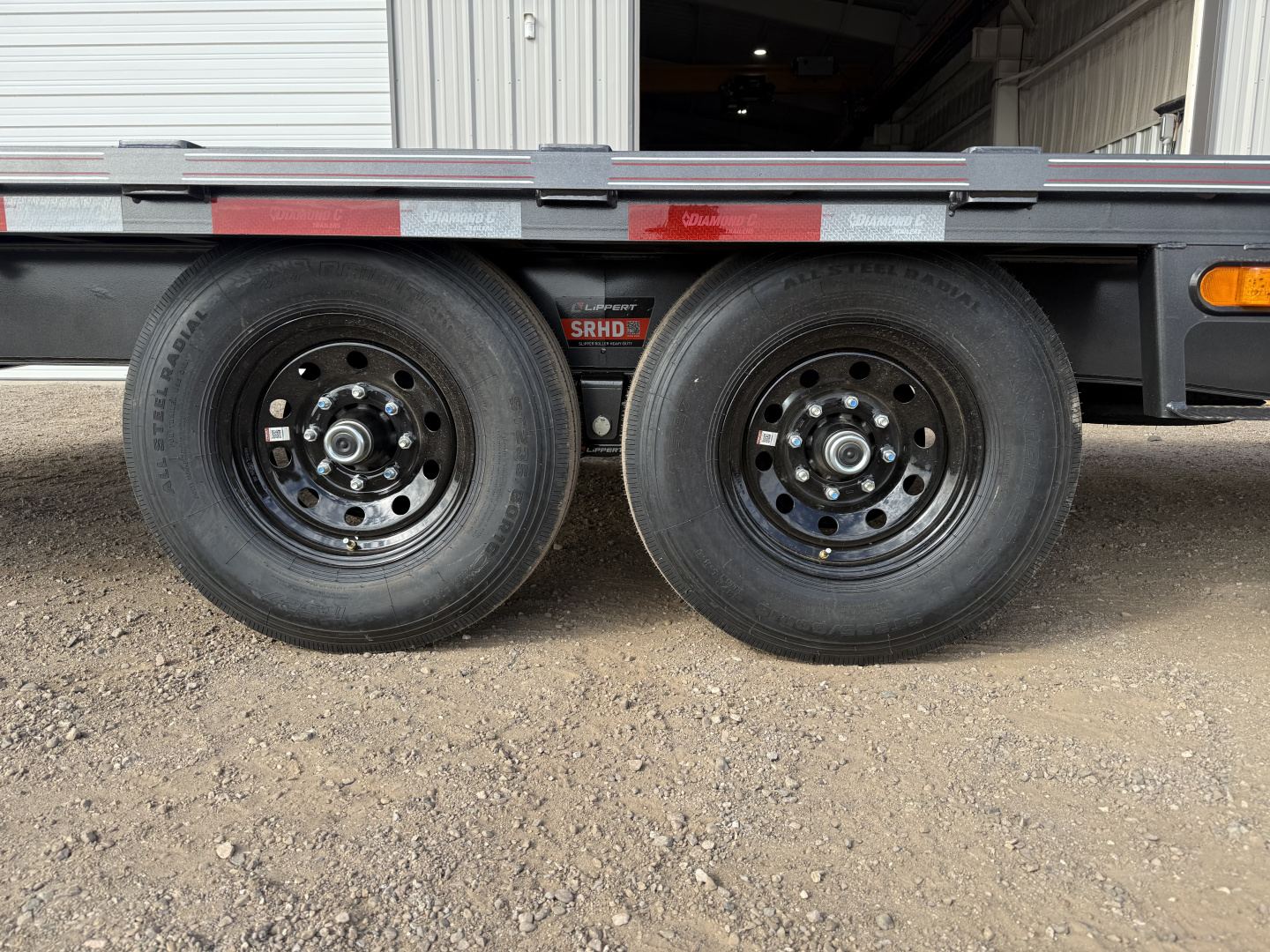 New 2026 Diamond C 102"x24' BP HD Deckover Equipment Trailer - DEC207