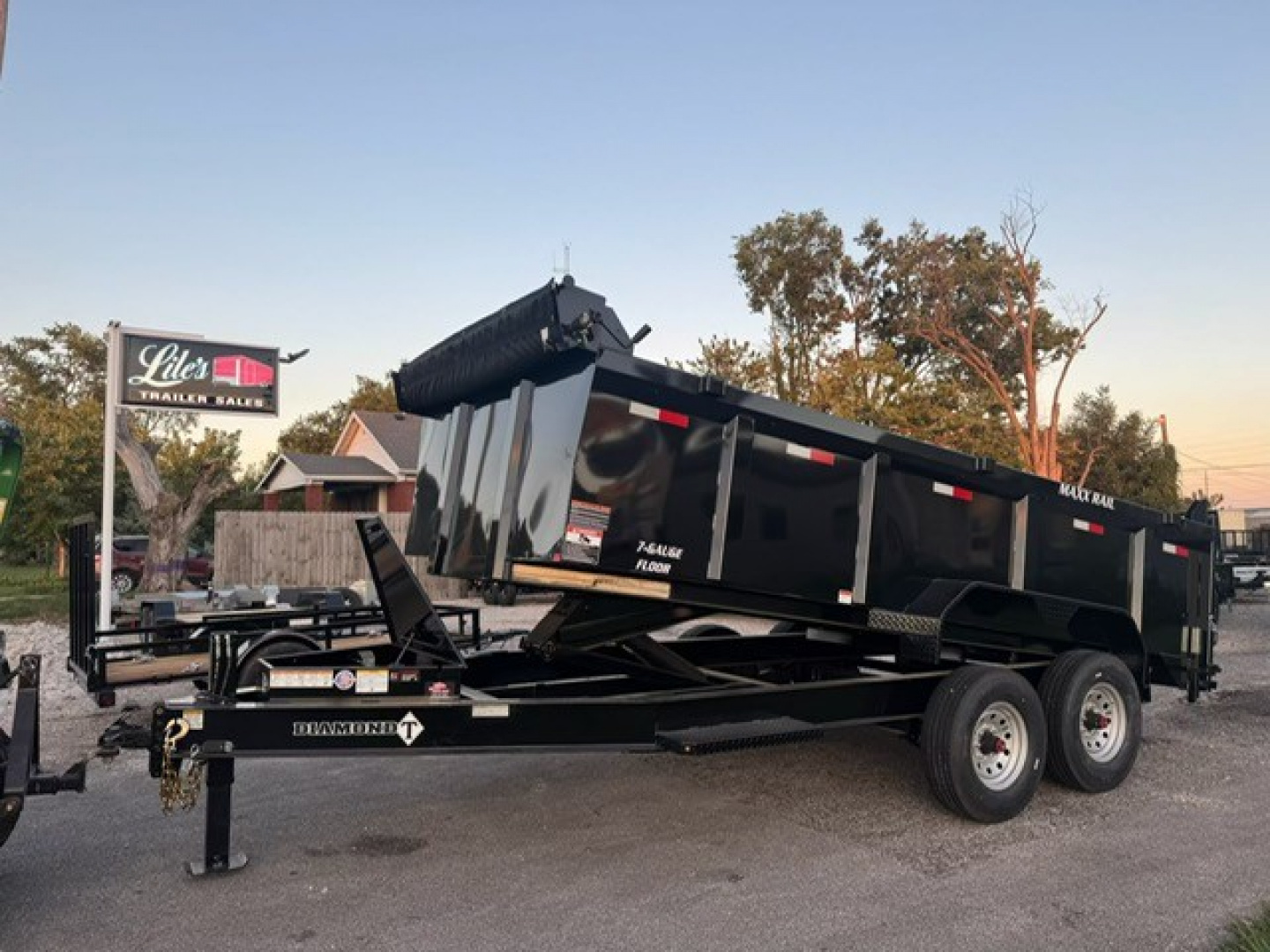 New 2026 Diamond T 83x16 16K 36" Sides Dump Trailer