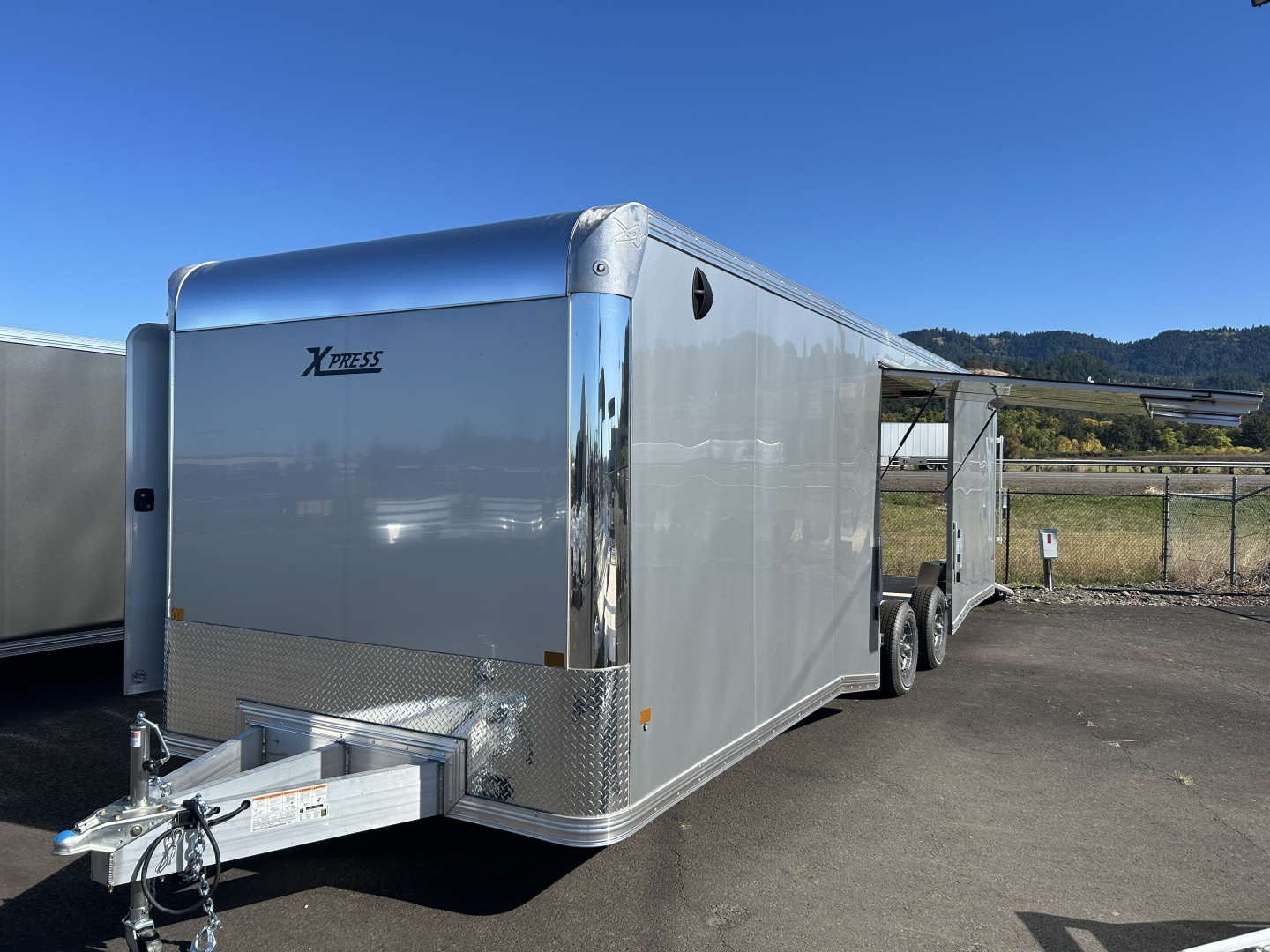 New 2026 ALCOM XPRESS8.5X28 -HIGH COUNTRY- Race Hauler 10K GVWR