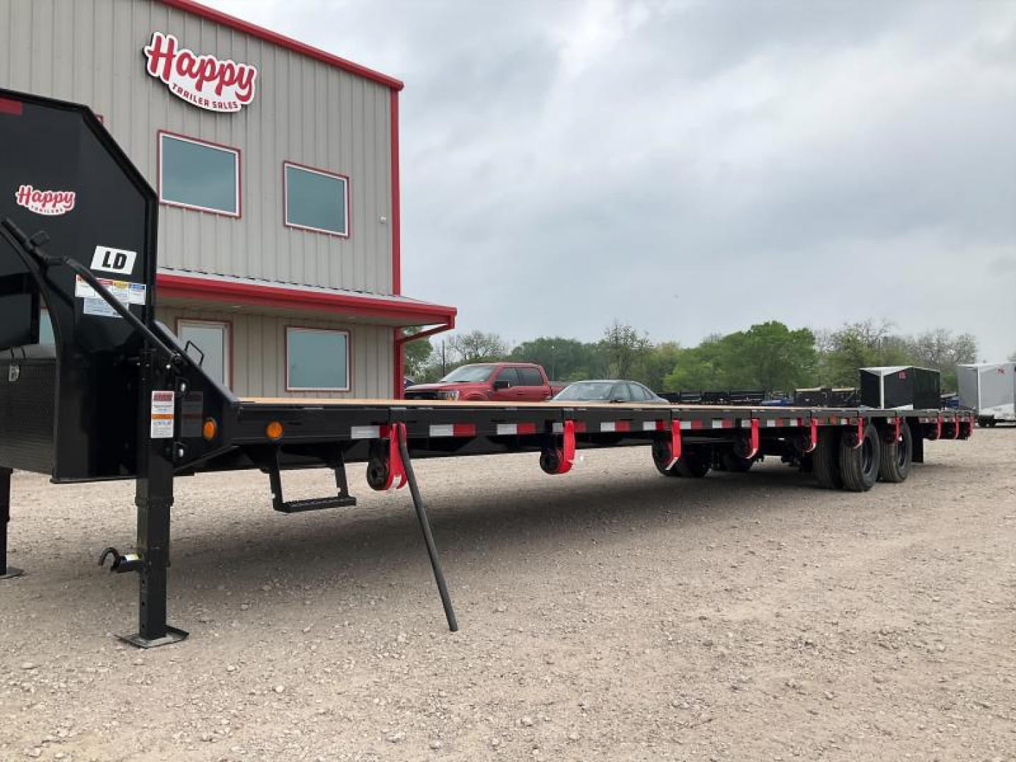 New 2026 PJ 102"x40' GN Low-Pro Flatbed w/ Duals - LD