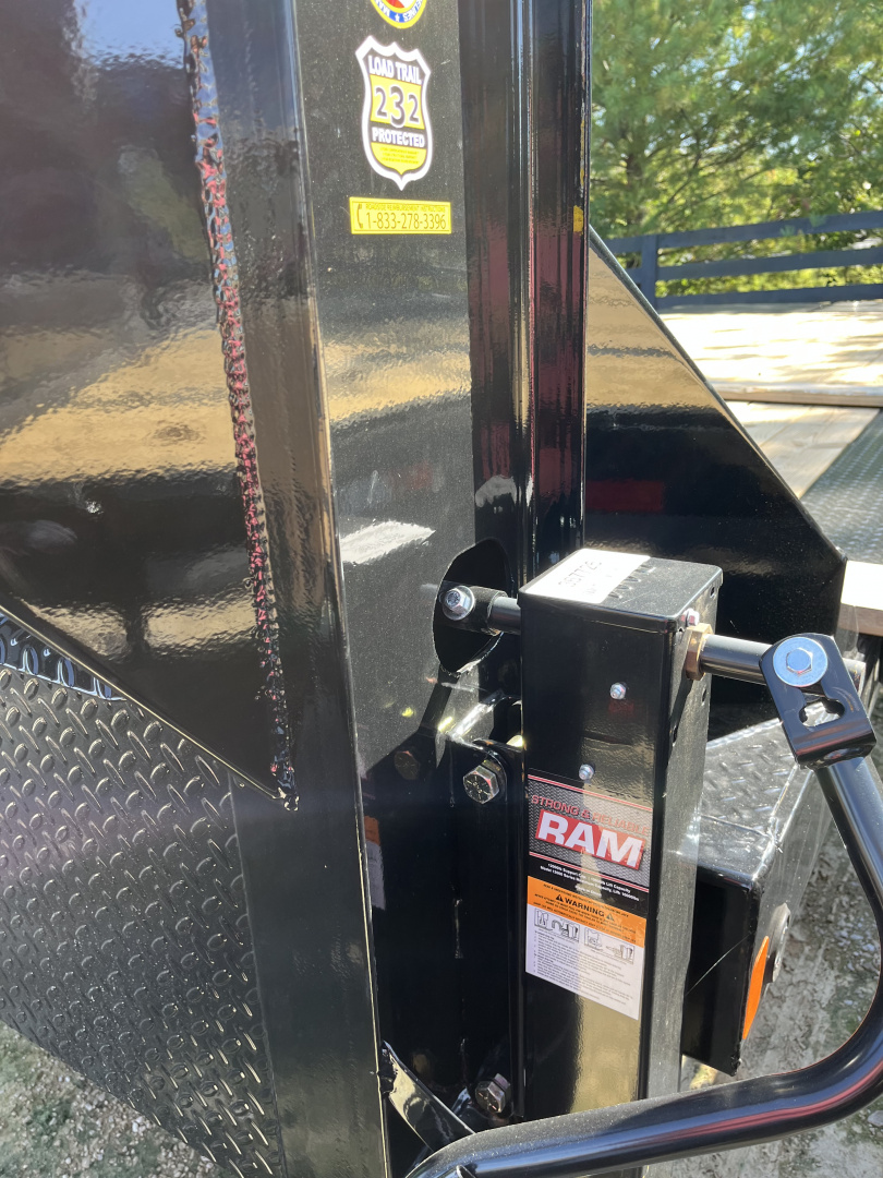 New 2026 Load Trail 24' Gooseneck Equipment trailer