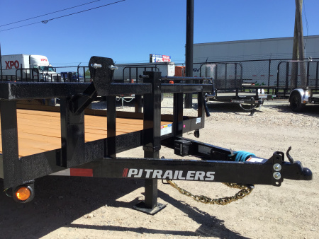 New 2026 PJ 83"x20' Angle Pipetop Trailer – P8