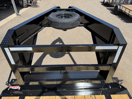 New 2026 PJ 102”x30’ Quest Gooseneck Flatbed w/ Singles – LQ