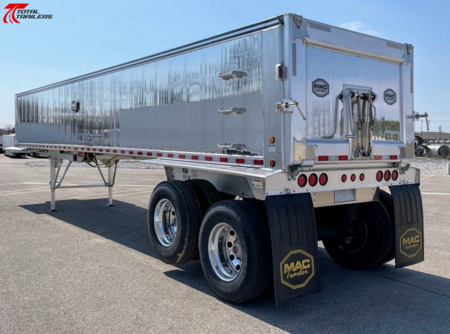 New 2024 MAC 39' Dump Semi Trailer w/ Tarp