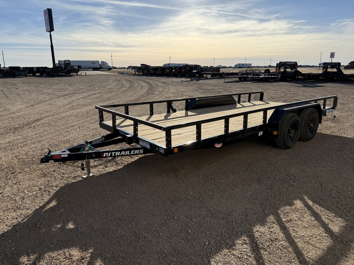 New 2026 PJ 83"x18' Tandem Axle Utility Trailer - UL